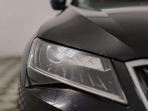 Skoda Superb III с пробегом 2017 года, цена 1 975 000 рублей, 159021 км, лифтбек, Автокод Объявления