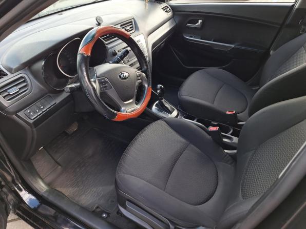 Kia Rio III Рестайлинг с пробегом 2016 года, цена 670 000 рублей, 283493 км, хэтчбек, Автокод Объявления