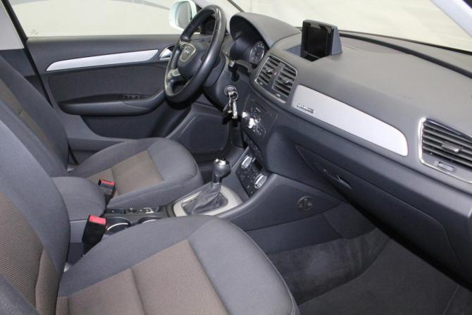Audi Q3 I (8U) с пробегом 2013 года, цена 1 349 000 рублей, 160000 км, внедорожник, Автокод Объявления