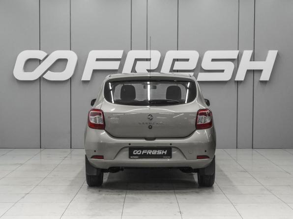 Renault Sandero II Рестайлинг с пробегом 2019 года, цена 1 195 000 рублей, 100982 км, хэтчбек, Автокод Объявления