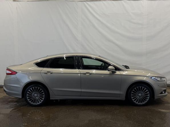 Ford Mondeo V с пробегом 2015 года, цена 1 390 000 рублей, 191571 км, седан, Автокод Объявления