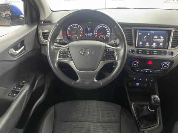 Hyundai Solaris II с пробегом 2019 года, цена 1 299 000 рублей, 120000 км, седан, Автокод Объявления