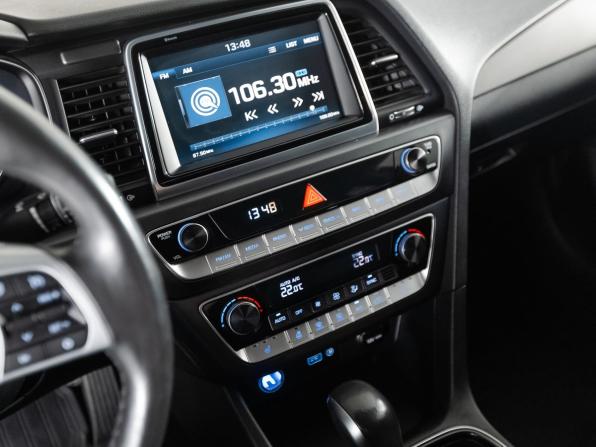 Hyundai Sonata VII (LF) Рестайлинг с пробегом 2018 года, цена 1 660 000 рублей, 88722 км, седан, Автокод Объявления