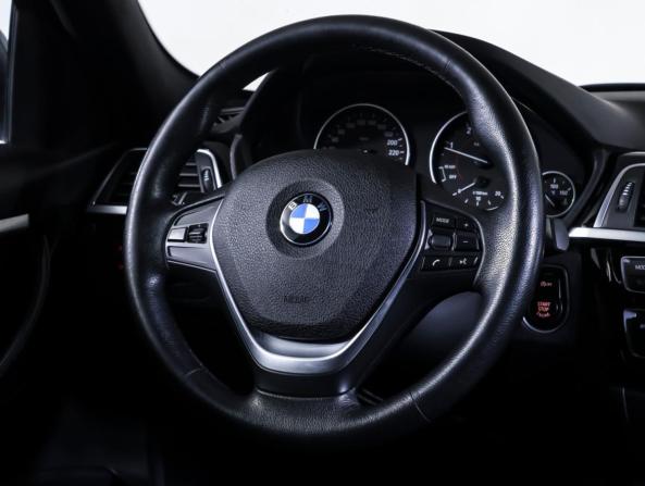 BMW 3 серии VI (F3x) Рестайлинг с пробегом 2017 года, цена 2 190 000 рублей, 204452 км, седан, Автокод Объявления