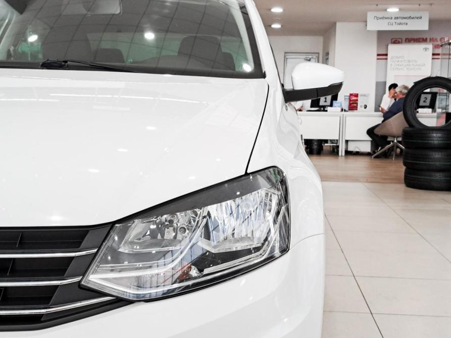 Volkswagen Polo V Рестайлинг Казань  - изображение 21
