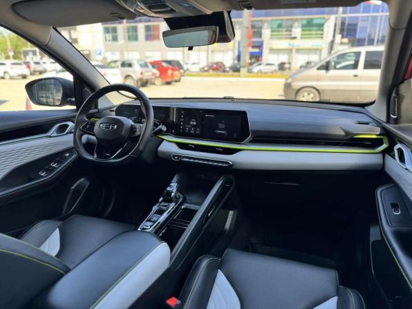 Geely Coolray I Рестайлинг с пробегом 2023 года, цена 2 050 000 рублей, 21000 км, внедорожник, Автокод Объявления