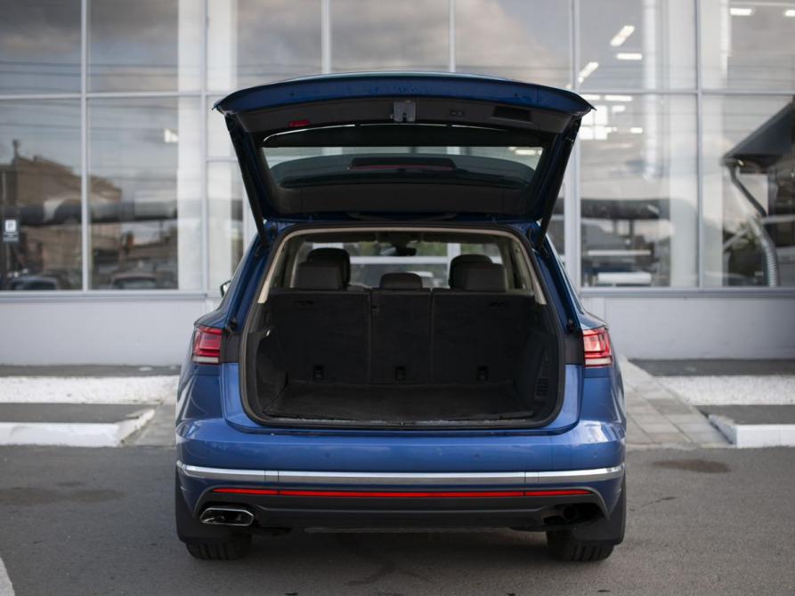 Volkswagen Touareg III Курган  - изображение 20