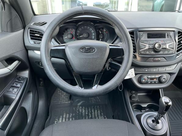 Lada (ВАЗ) Vesta I с пробегом 2017 года, цена 639 000 рублей, 109000 км, седан, Автокод Объявления