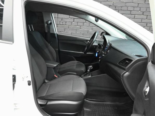 Hyundai Solaris II Рестайлинг с пробегом 2020 года, цена 1 610 000 рублей, 140999 км, седан, Автокод Объявления
