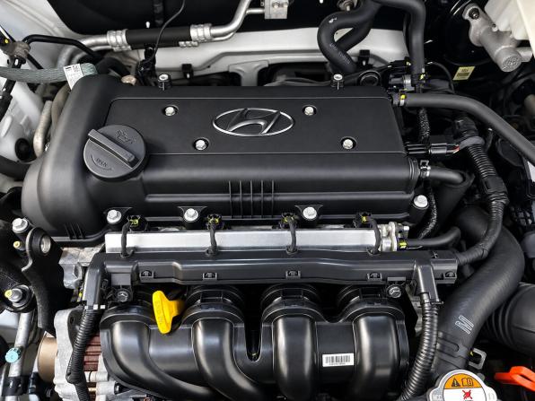Hyundai Solaris I с пробегом 2014 года, цена 980 000 рублей, 121120 км, седан, Автокод Объявления
