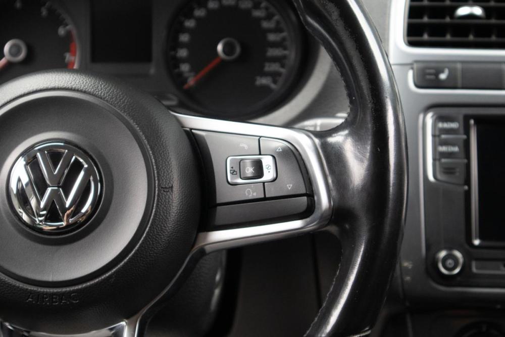 Volkswagen Polo V Рестайлинг Оренбург  - изображение 11