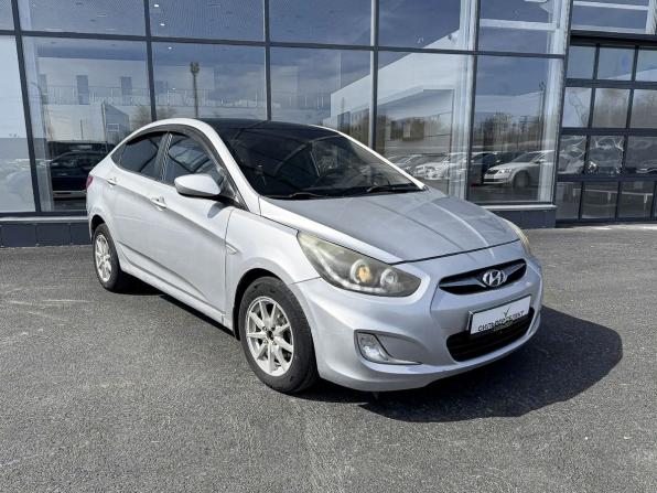 Hyundai Solaris I с пробегом 2011 года, цена 580 000 рублей, 253825 км, седан, Автокод Объявления