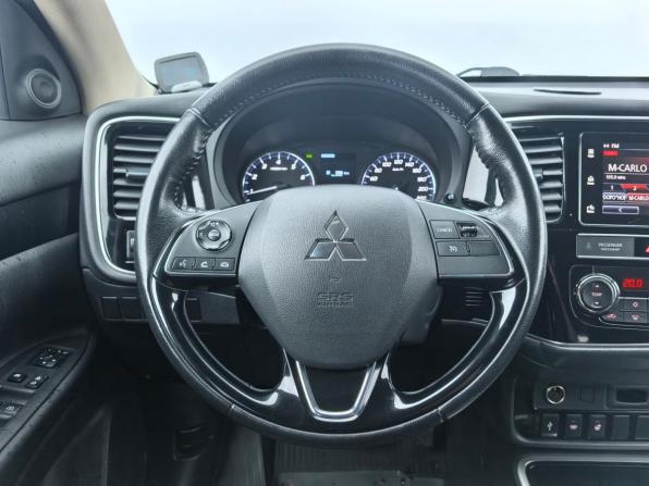 Mitsubishi Outlander III Рестайлинг 3 с пробегом 2019 года, цена 2 100 000 рублей, 120000 км, внедорожник, Автокод Объявления