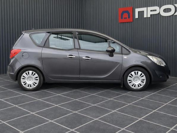 Opel Meriva B с пробегом 2011 года, цена 677 000 рублей, 137520 км, компактвэн, Автокод Объявления