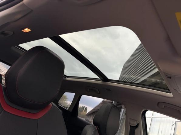 Skoda Karoq I Рестайлинг с пробегом 2025 года, цена 2 950 000 рублей, 16374 км, внедорожник, Автокод Объявления