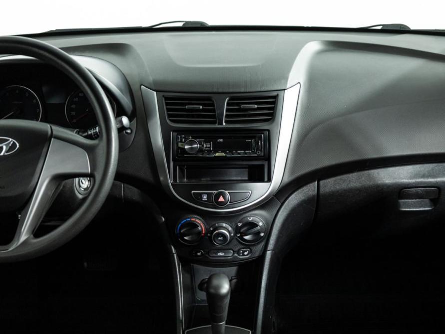 Hyundai Solaris I Рестайлинг Санкт-Петербург  - изображение 15