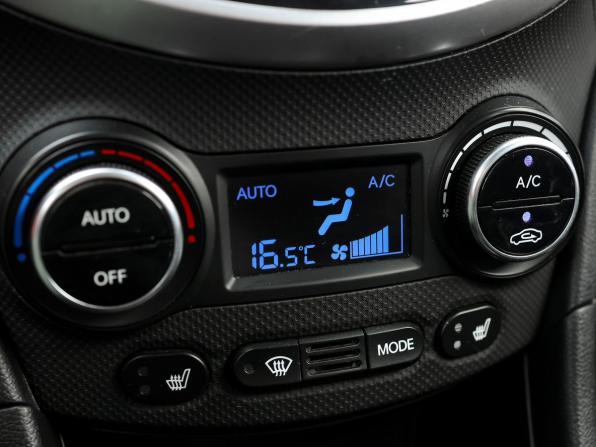 Hyundai Solaris I с пробегом 2014 года, цена 999 000 рублей, 106430 км, хэтчбек, Автокод Объявления