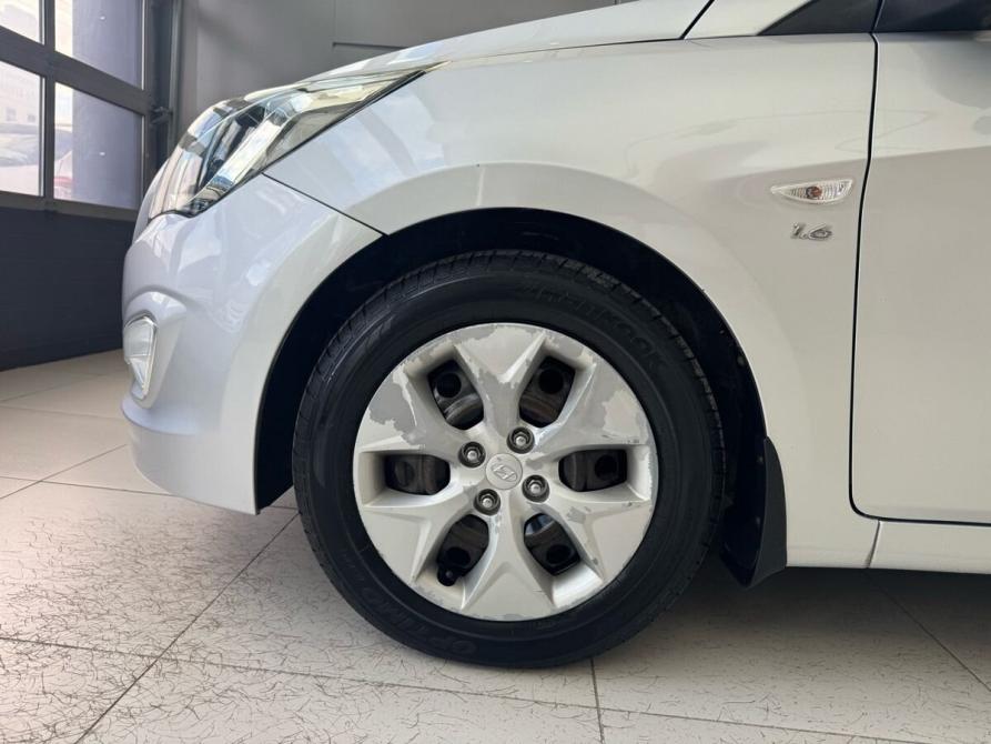 Hyundai Solaris I Рестайлинг Екатеринбург  - изображение 14