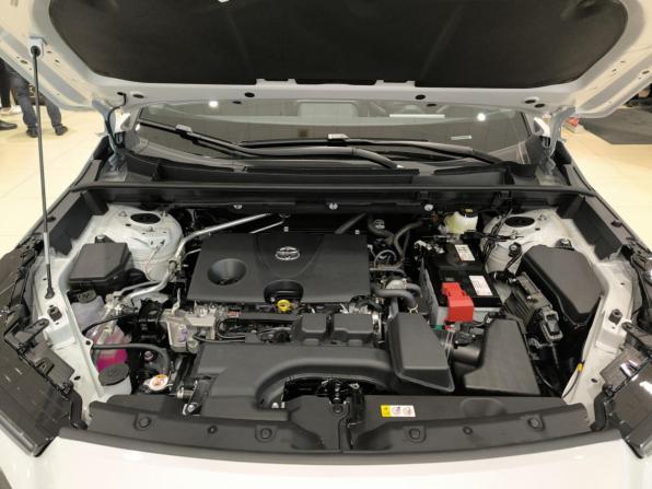 Toyota RAV4 VI (XA60) с пробегом 2026 года, цена 4 750 000 рублей, 10 км, внедорожник, Автокод Объявления