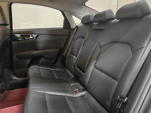 Kia K3 II Рестайлинг с пробегом 2021 года, цена 2 150 000 рублей, 61900 км, седан, Автокод Объявления