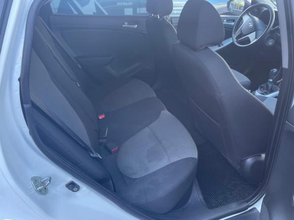 Hyundai Solaris I с пробегом 2012 года, цена 650 000 рублей, 146080 км, седан, Автокод Объявления