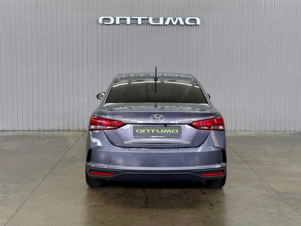 Hyundai Solaris II Рестайлинг с пробегом 2021 года, цена 1 577 000 рублей, 96599 км, седан, Автокод Объявления