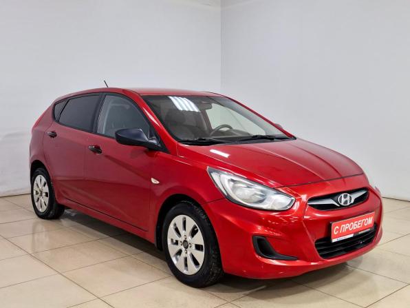 Hyundai Solaris I с пробегом 2014 года, цена 670 000 рублей, 195945 км, хэтчбек, Автокод Объявления