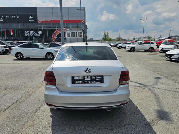 Volkswagen Polo V Рестайлинг с пробегом 2019 года, цена 1 249 995 рублей, 80179 км, седан, Автокод Объявления