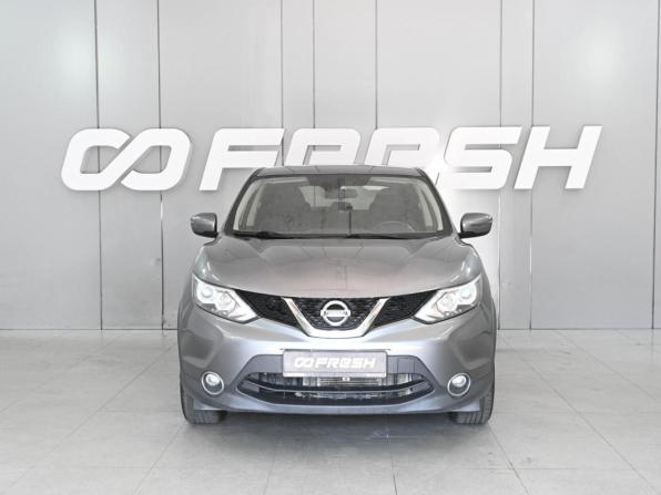 Nissan Qashqai II с пробегом 2018 года, цена 2 019 000 рублей, 61240 км, внедорожник, Автокод Объявления