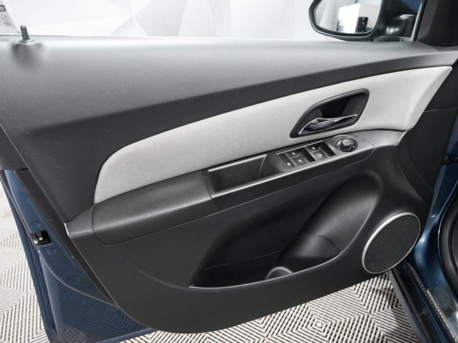 Chevrolet Cruze I Рестайлинг Ульяновск  - изображение 12