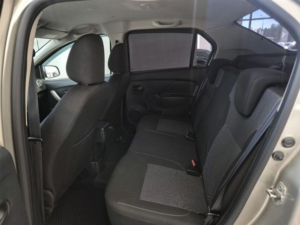 Renault Logan II Рестайлинг с пробегом 2020 года, цена 1 279 000 рублей, 53469 км, седан, Автокод Объявления