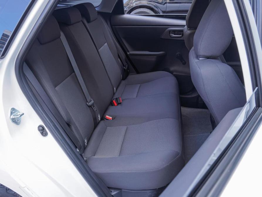 Toyota Auris II Рестайлинг Краснодар  - изображение 7