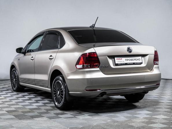 Volkswagen Polo V Рестайлинг с пробегом 2017 года, цена 1 249 000 рублей, 132940 км, седан, Автокод Объявления