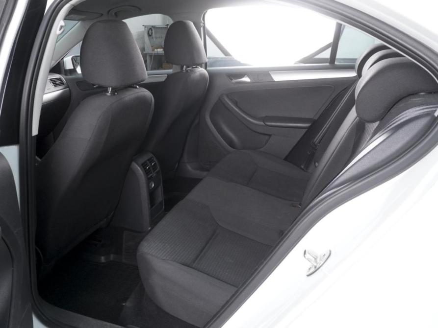 Volkswagen Jetta VI Рестайлинг Ростов-на-Дону  - изображение 11