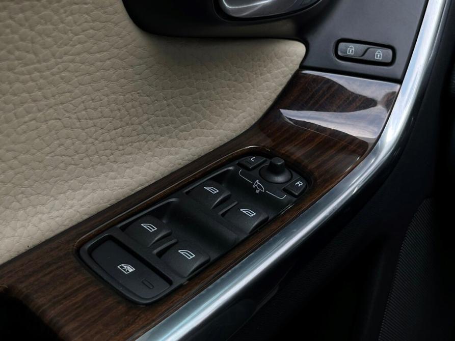 Volvo XC60 I Рестайлинг Санкт-Петербург  - изображение 19
