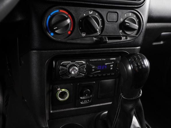 Chevrolet Niva I Рестайлинг с пробегом 2013 года, цена 679 000 рублей, 79574 км, внедорожник, Автокод Объявления