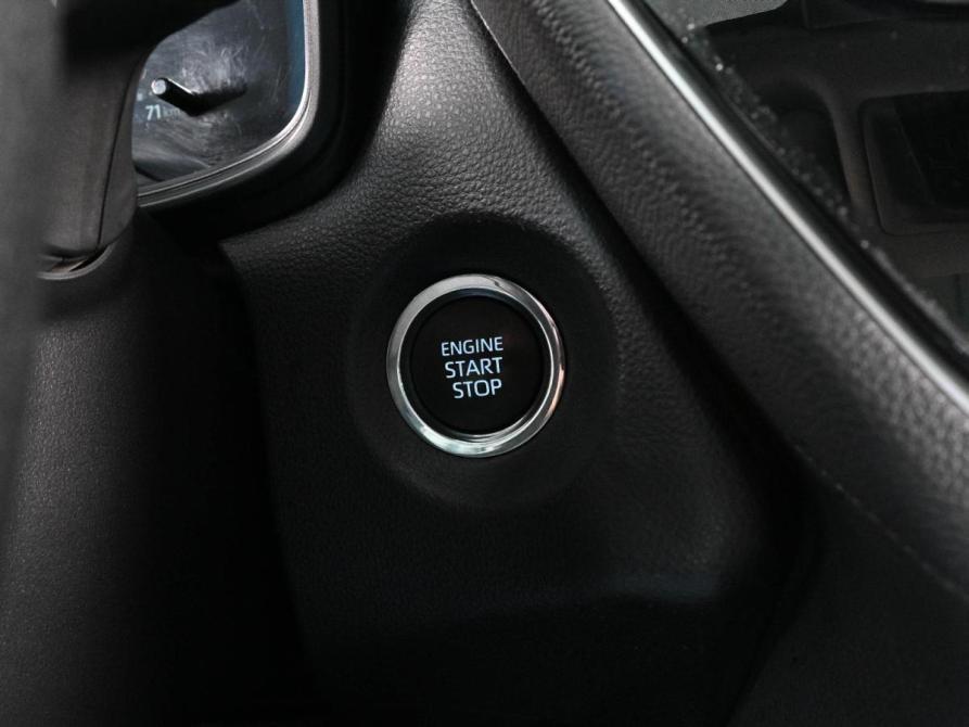Toyota Corolla Cross I Рестайлинг Ростов-на-Дону  - изображение 18
