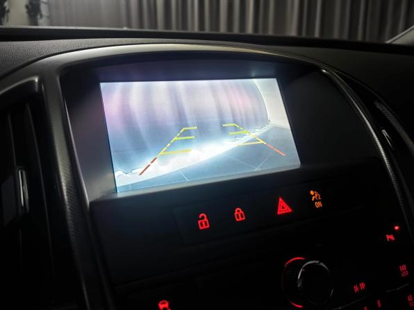 Opel Astra J с пробегом 2011 года, цена 645 000 рублей, 183851 км, хэтчбек, Автокод Объявления