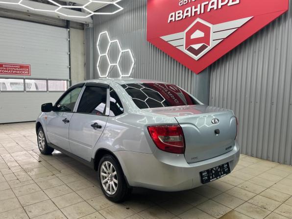 Lada (ВАЗ) Granta I с пробегом 2013 года, цена 440 000 рублей, 177223 км, седан, Автокод Объявления