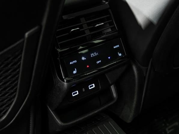 Geely Monjaro I с пробегом 2024 года, цена 2 999 700 рублей, 87728 км, внедорожник, Автокод Объявления