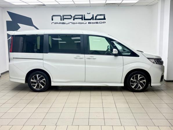Honda Stepwgn V Рестайлинг с пробегом 2021 года, цена 2 699 000 рублей, 98724 км, минивэн, Автокод Объявления