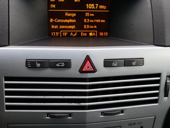 Opel Astra H Рестайлинг с пробегом 2010 года, цена 599 000 рублей, 208905 км, седан, Автокод Объявления