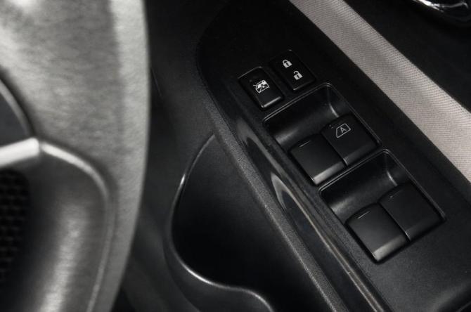 Nissan Note II Рестайлинг с пробегом 2017 года, цена 1 019 000 рублей, 89500 км, хэтчбек, Автокод Объявления
