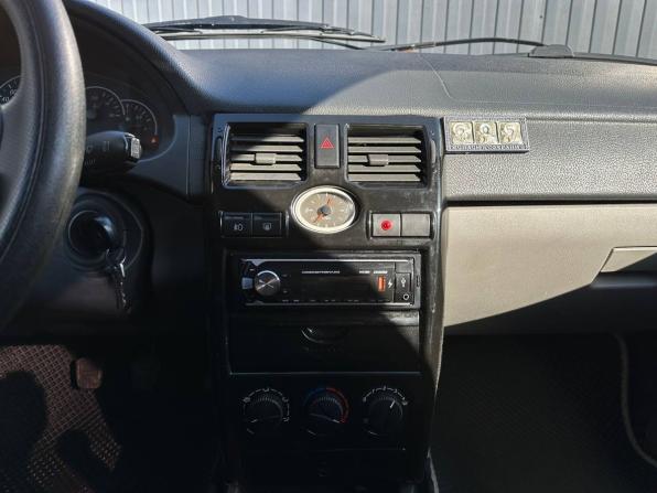 Lada (ВАЗ) Priora I с пробегом 2011 года, цена 249 000 рублей, 175000 км, хэтчбек, Автокод Объявления