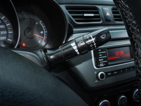 Kia Rio III Рестайлинг с пробегом 2016 года, цена 1 069 000 рублей, 67677 км, седан, Автокод Объявления