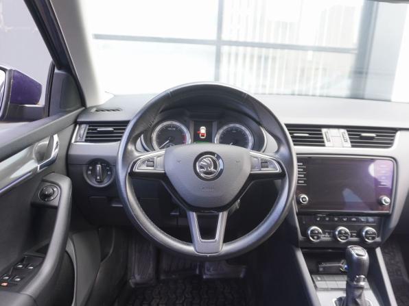 Skoda Octavia III (A7) Рестайлинг с пробегом 2017 года, цена 1 665 200 рублей, 158223 км, лифтбек, Автокод Объявления