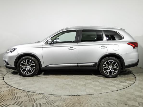 Mitsubishi Outlander III Рестайлинг 2 с пробегом 2017 года, цена 1 569 700 рублей, 183457 км, внедорожник, Автокод Объявления