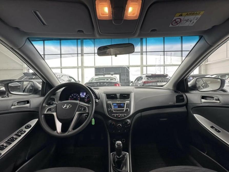 Hyundai Solaris I Рестайлинг Шахты  - изображение 13