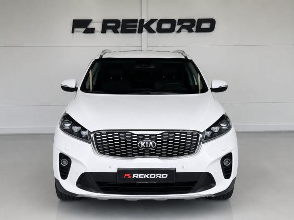 Kia Sorento III Prime Рестайлинг с пробегом 2018 года, цена 2 899 000 рублей, 93000 км, внедорожник, Автокод Объявления
