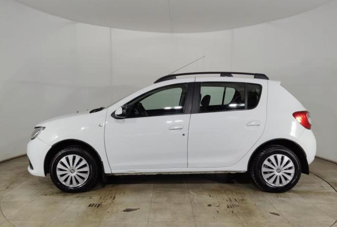 Renault Sandero II с пробегом 2015 года, цена 780 000 рублей, 82457 км, хэтчбек, Автокод Объявления